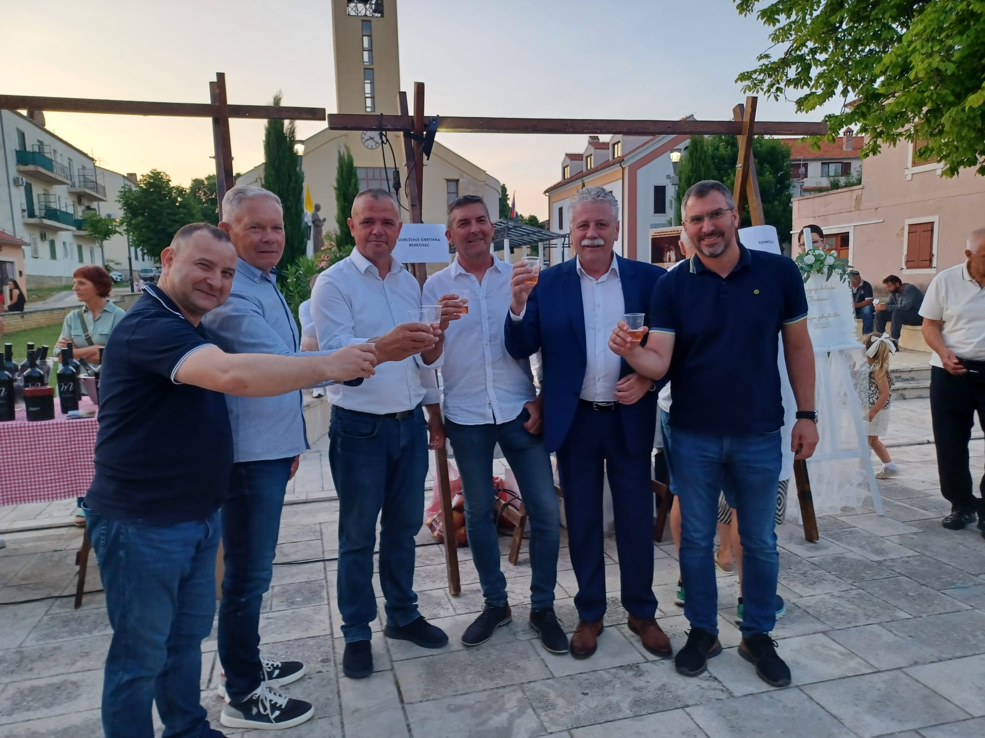 ODRŽAN 3. FESTIVAL OBRTNIŠTVA I PODUZETNIŠTVA RAVNIH KOTARA I BUKOVICE