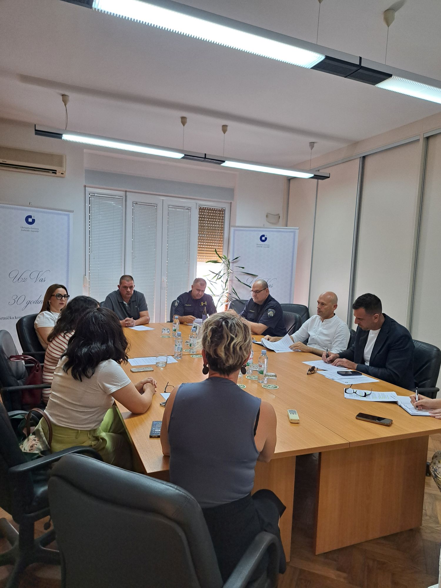 Održan koordinacijski sastanak za suzbijanje nelegalnog rada po ulicama i trgovima 