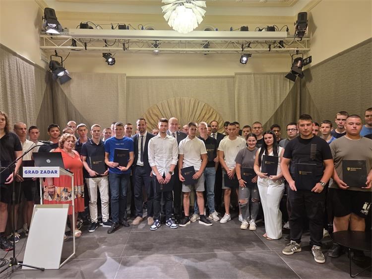 POTICANJE OBRAZOVANJA ZA OBRTNIČKA ZANIMANJA